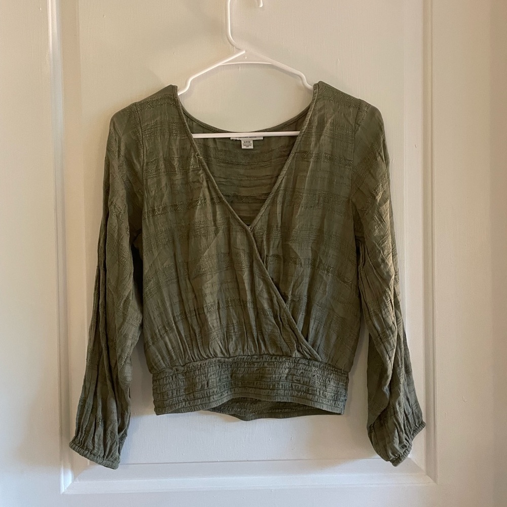 American Eagle green blouse size S